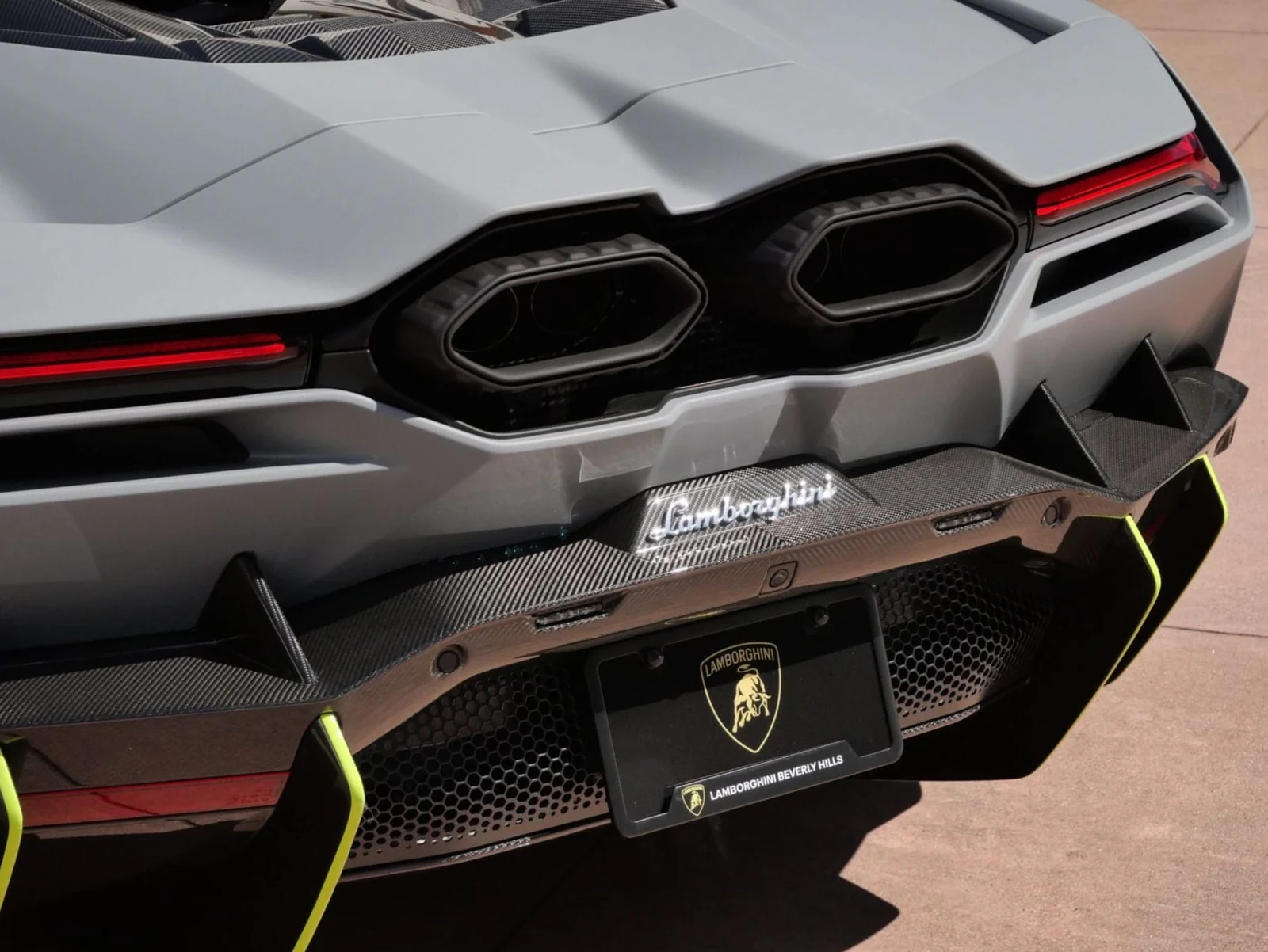 2025 Lamborghini Revuelto, 15/29
