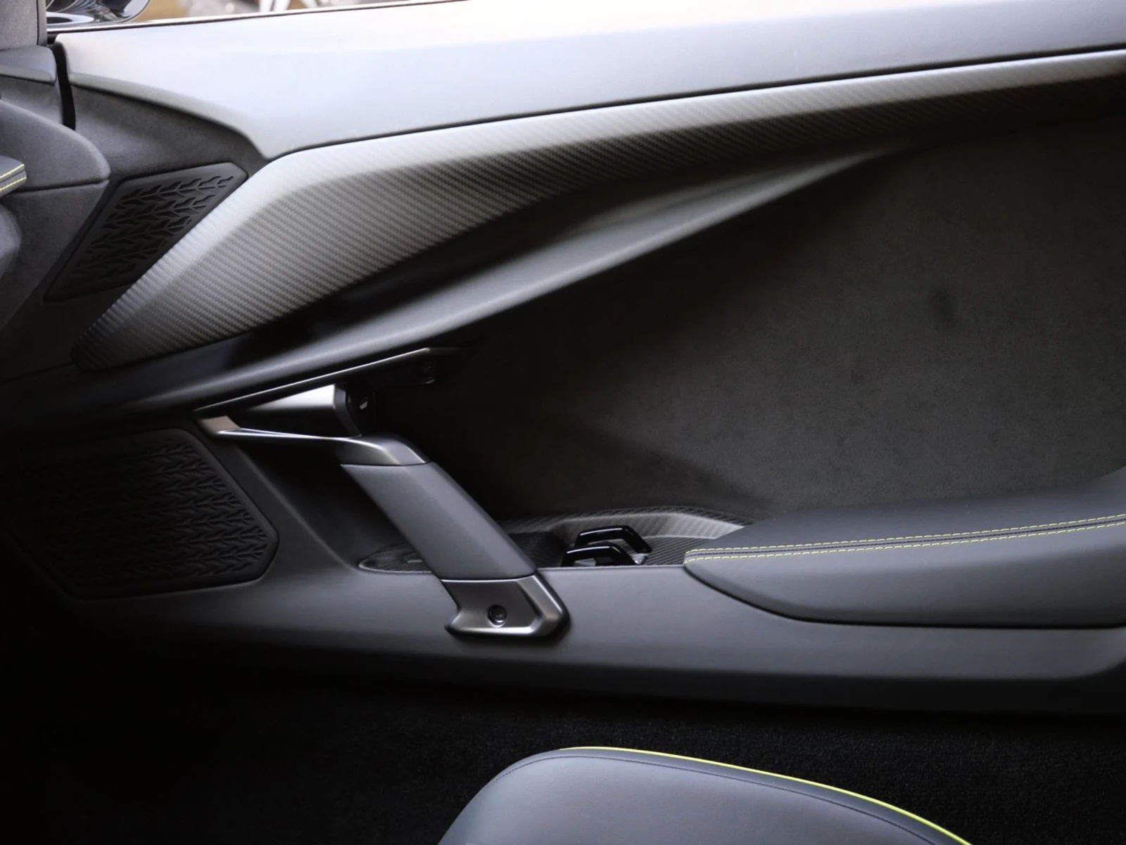 2025 Lamborghini Revuelto, 26/29