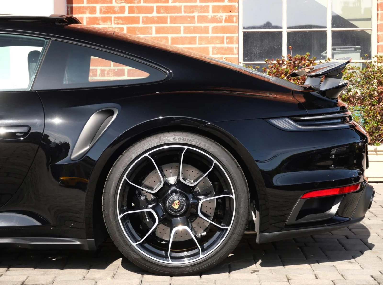2024 Porsche 911 Turbo S (992.1), 6/24