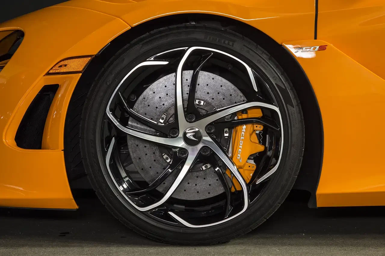2024 McLaren 750S Spider, 10/29