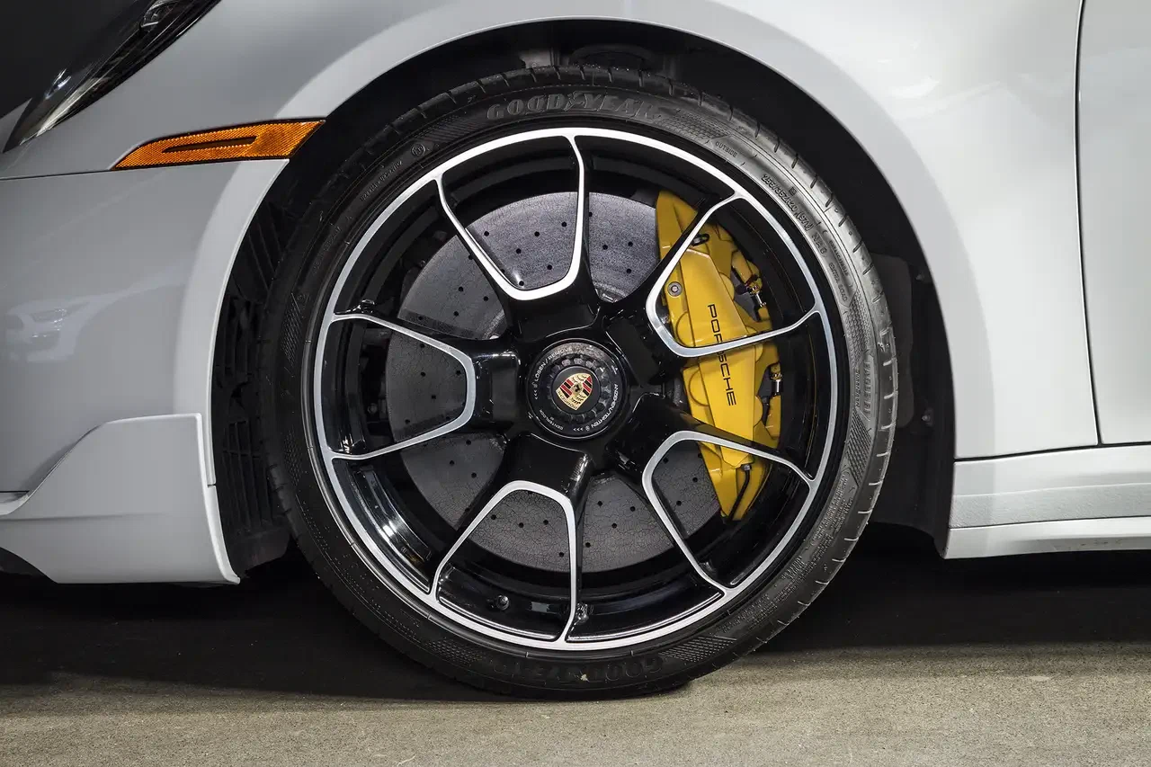 2023 Porsche 911 Turbo S (992.1), 9/25