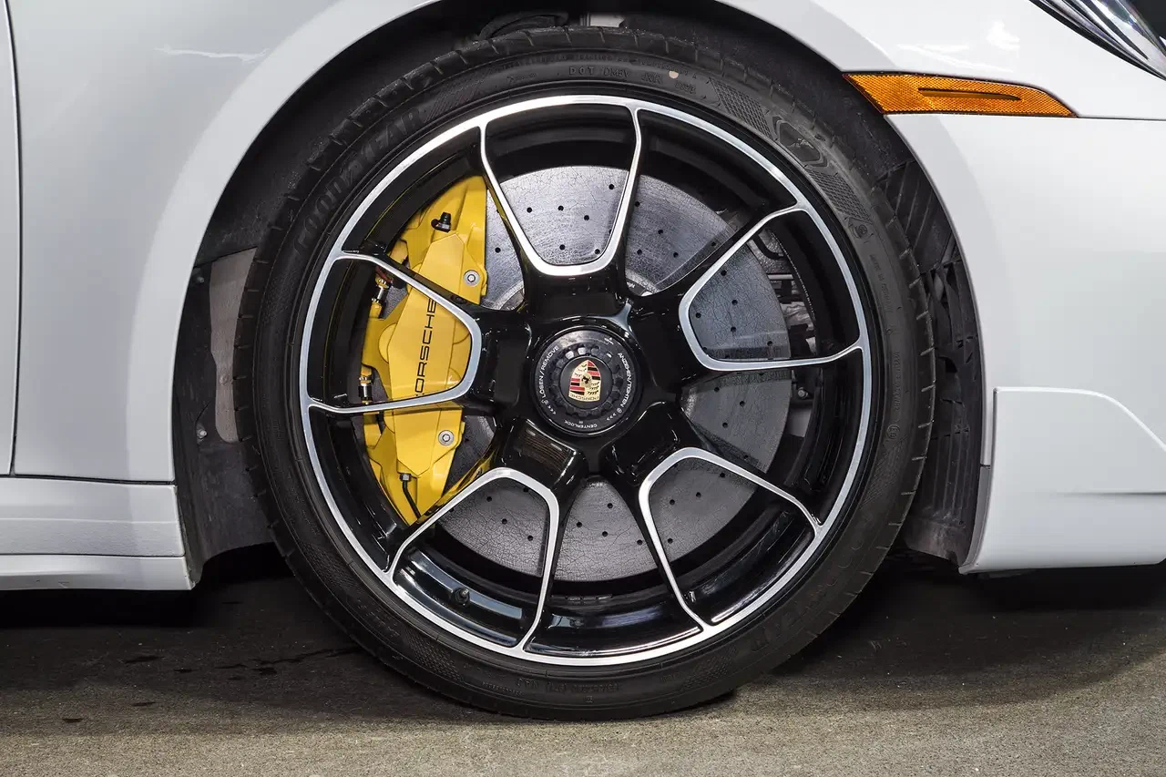 2023 Porsche 911 Turbo S (992.1), 12/25