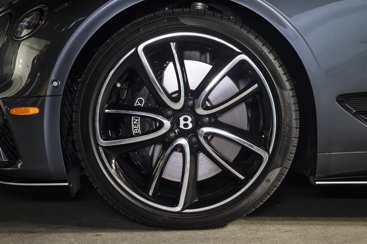 2024 Bentley Continental GT Azure (3rd Generation), 9/26