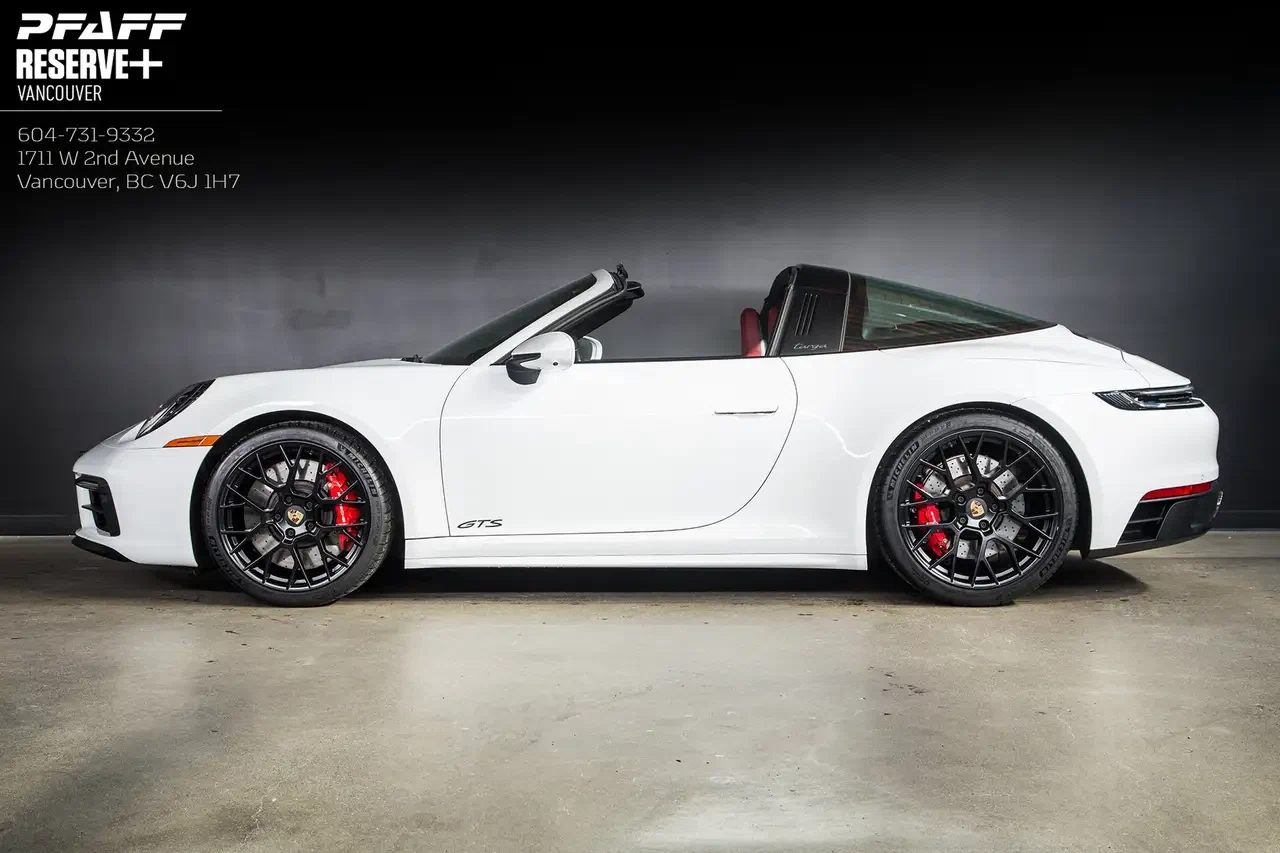 2022 Porsche 911 Targa 4 GTS (992.1), 2/25