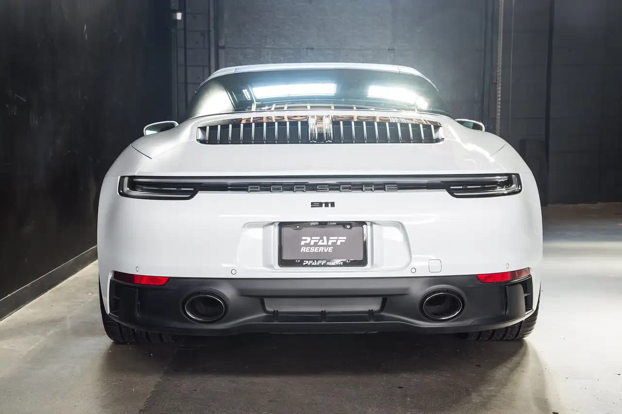 2022 Porsche 911 Targa 4 GTS (992.1), 4/25