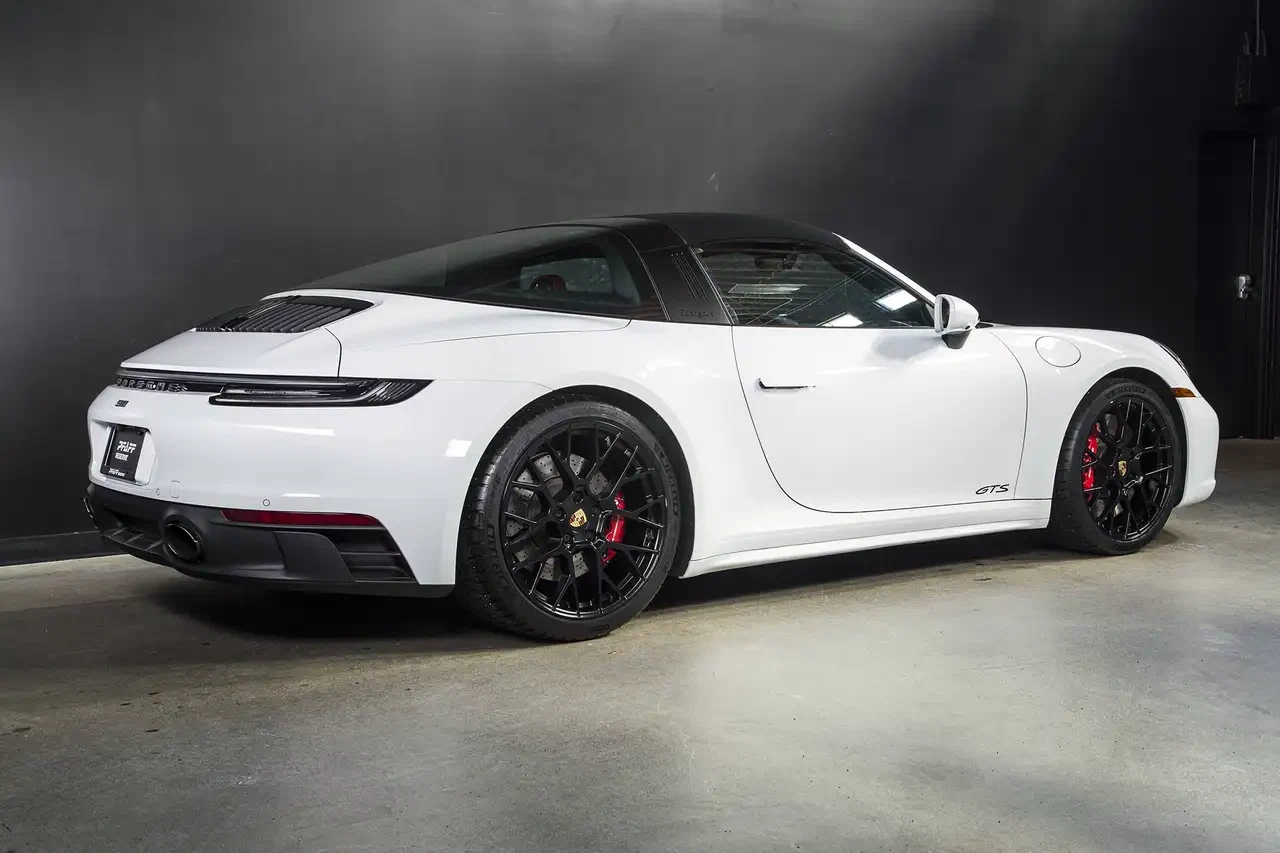 2022 Porsche 911 Targa 4 GTS (992.1), 5/25