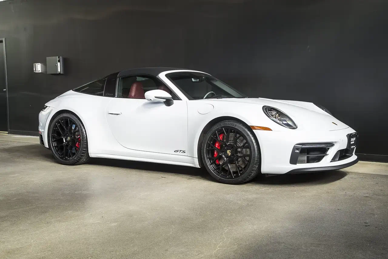 2022 Porsche 911 Targa 4 GTS (992.1), 7/25