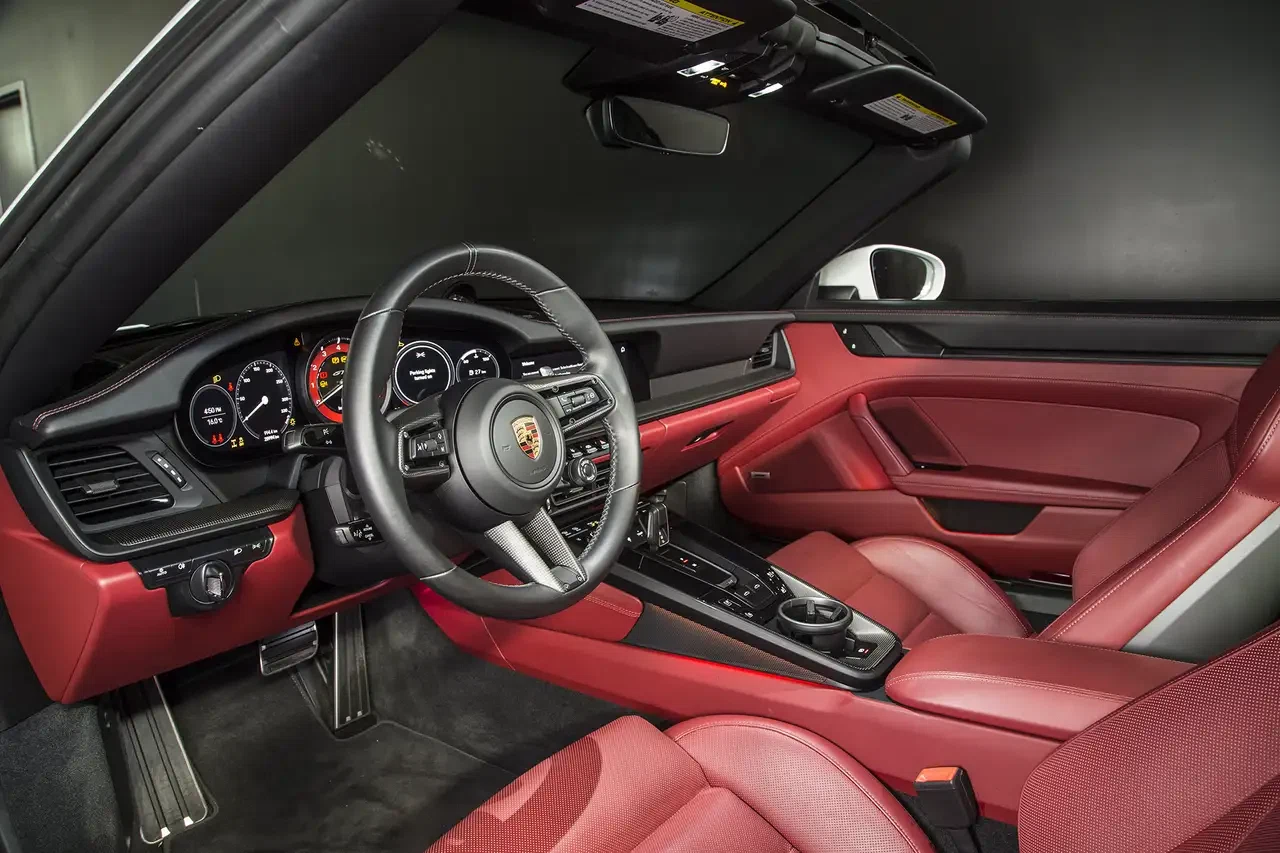 2022 Porsche 911 Targa 4 GTS (992.1), 13/25