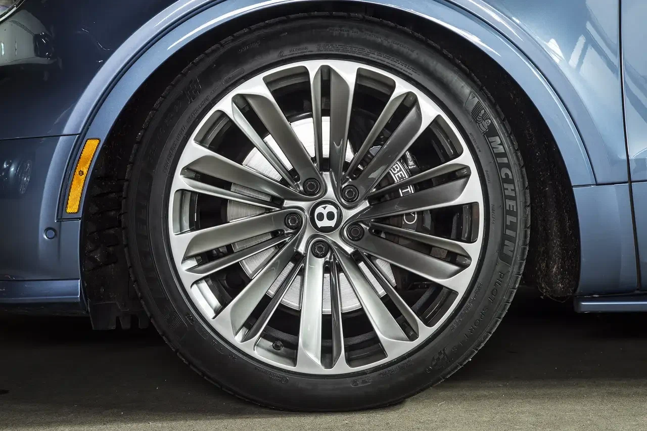 2021 Bentley Bentayga Speed W12, 9/25
