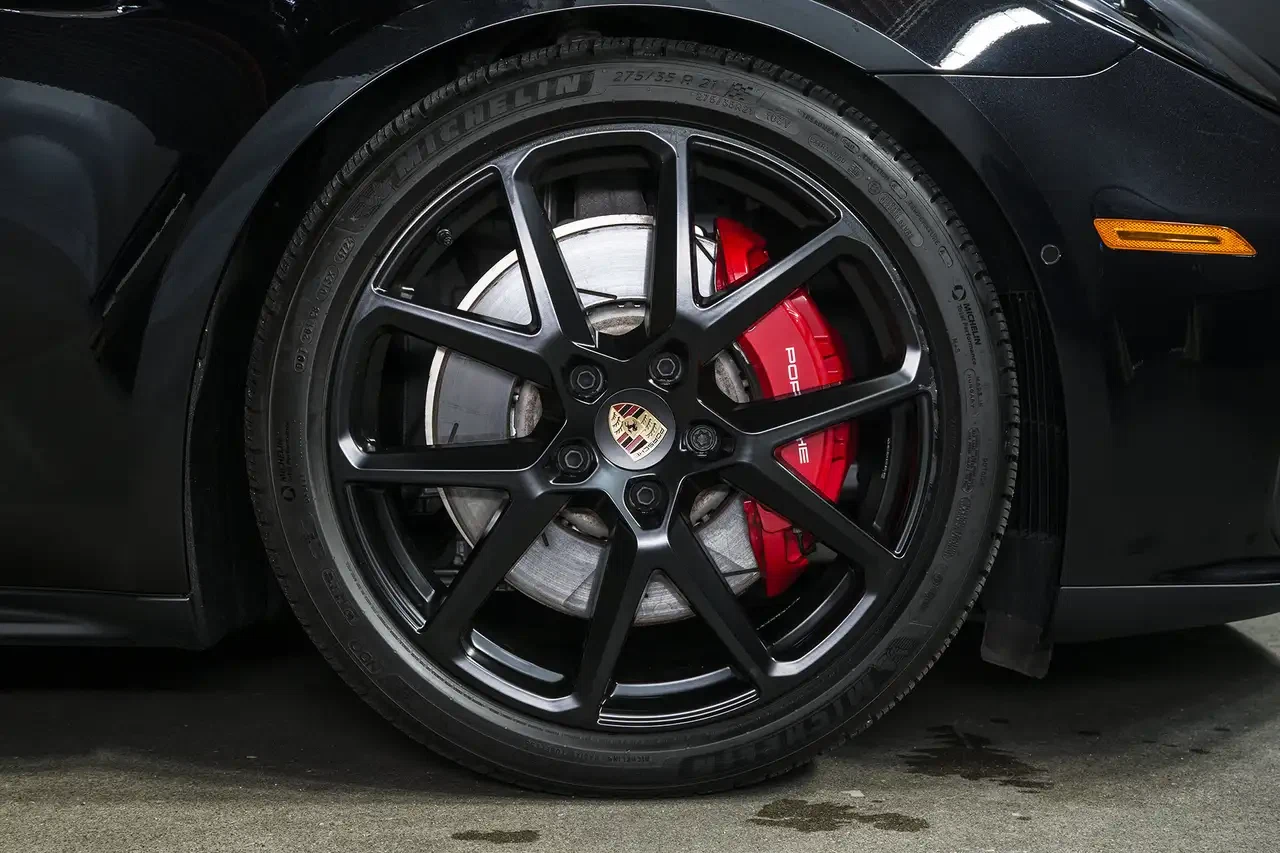 2025 Porsche Panamera GTS (3rd Generation), 11/26
