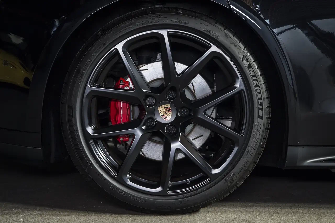 2025 Porsche Panamera GTS (3rd Generation), 12/26
