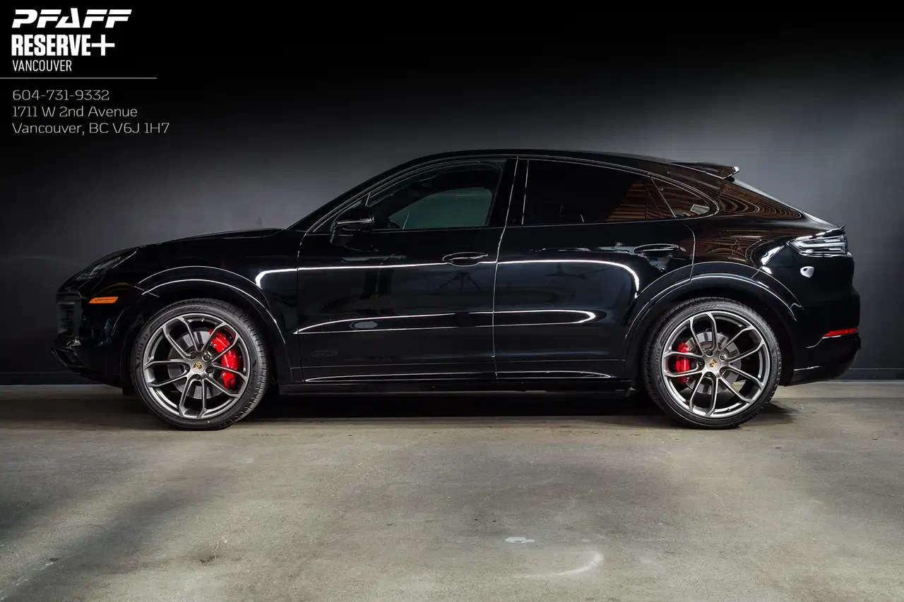 2023 Porsche Cayenne GTS Coupé (3rd Generation), 2/27
