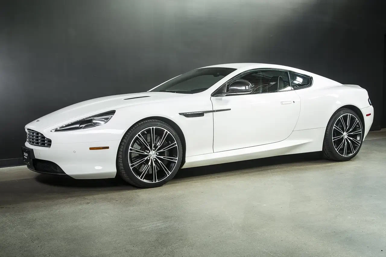 2015 Aston Martin DB9 Carbon Edition · Pfaff Reserve Vancouver