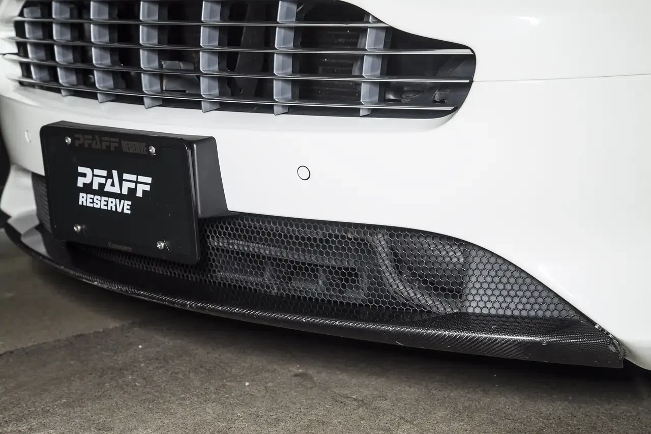 2015 Aston Martin DB9 Carbon Edition, 23/27