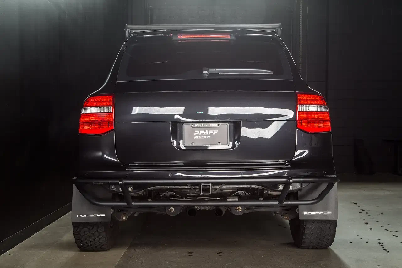 2010 Porsche Cayenne Turbo (1st Generation), 4/25