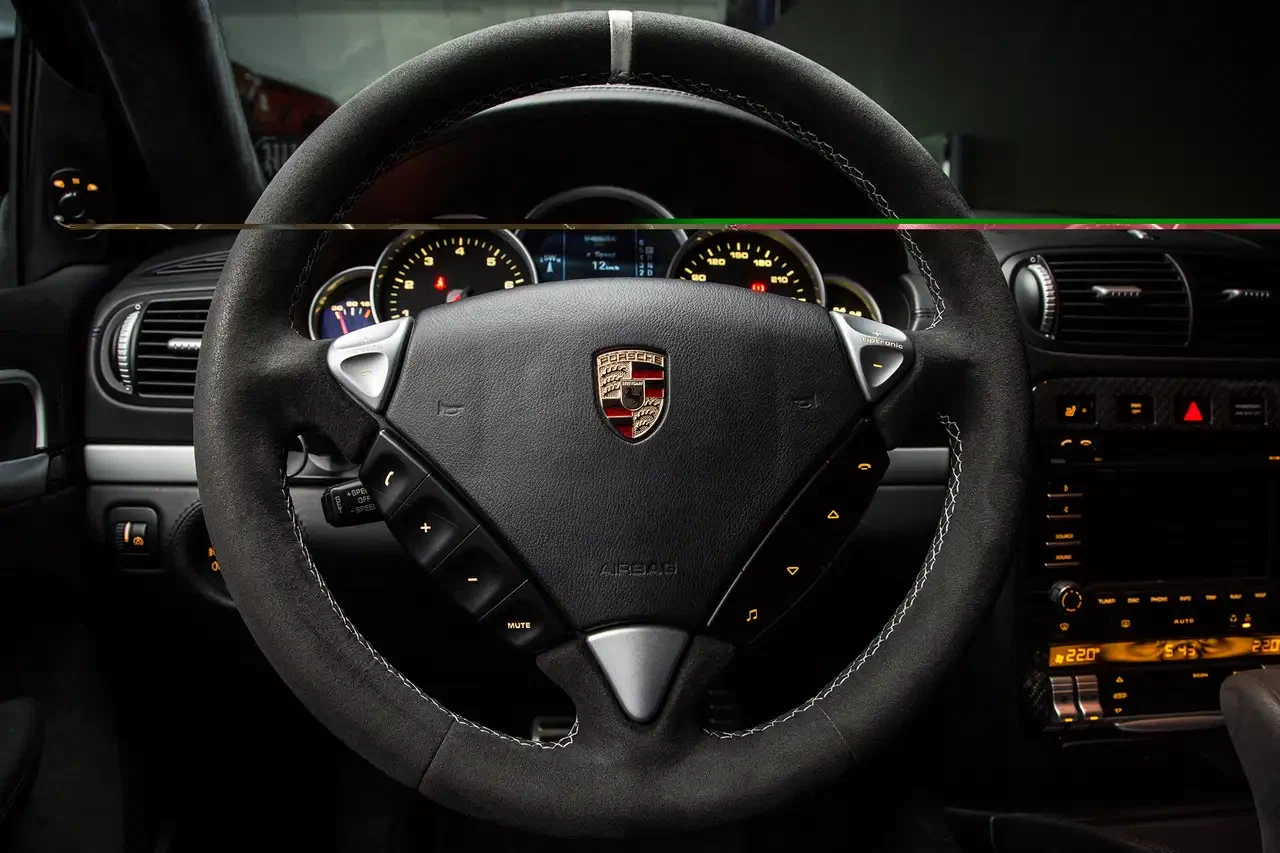 2010 Porsche Cayenne Turbo (1st Generation), 19/25