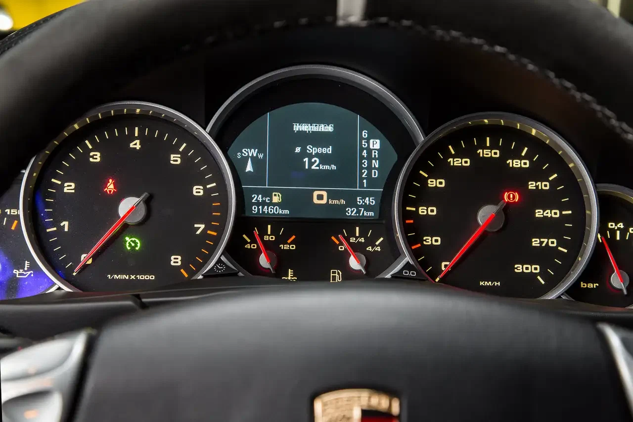 2010 Porsche Cayenne Turbo (1st Generation), 20/25