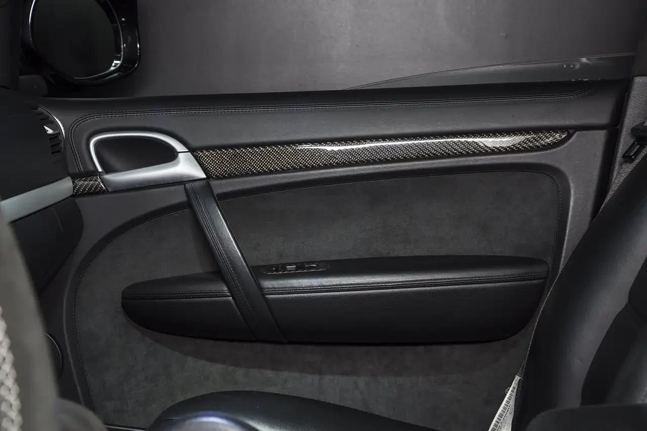 2010 Porsche Cayenne Turbo (1st Generation), 23/25