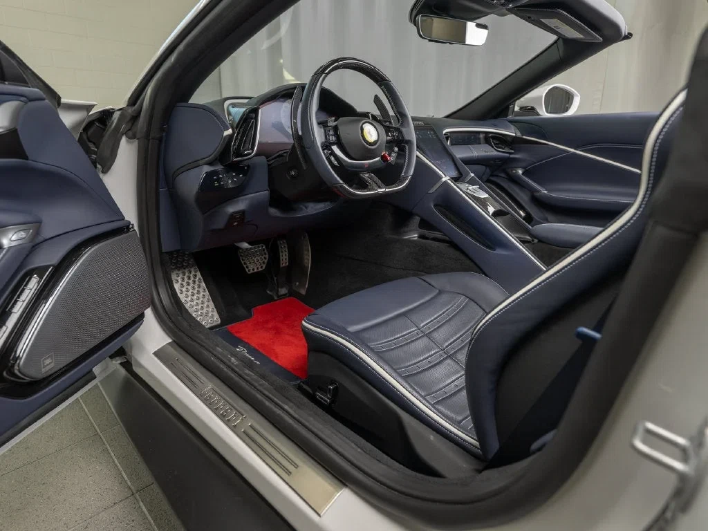 2026 Ferrari Roma Spider, 18/30