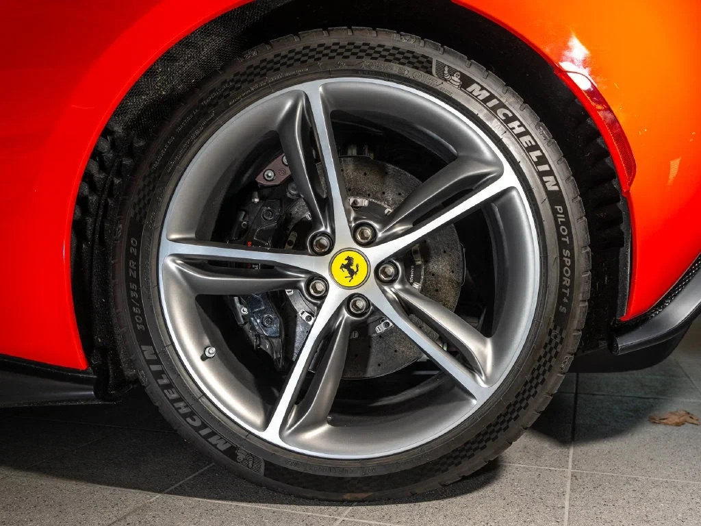 2022 Ferrari 296 GTB, 29/30