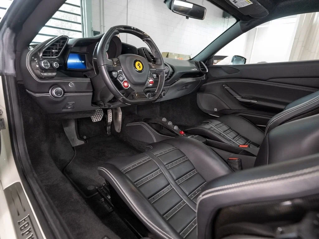 2018 Ferrari 488 GTB, 18/30
