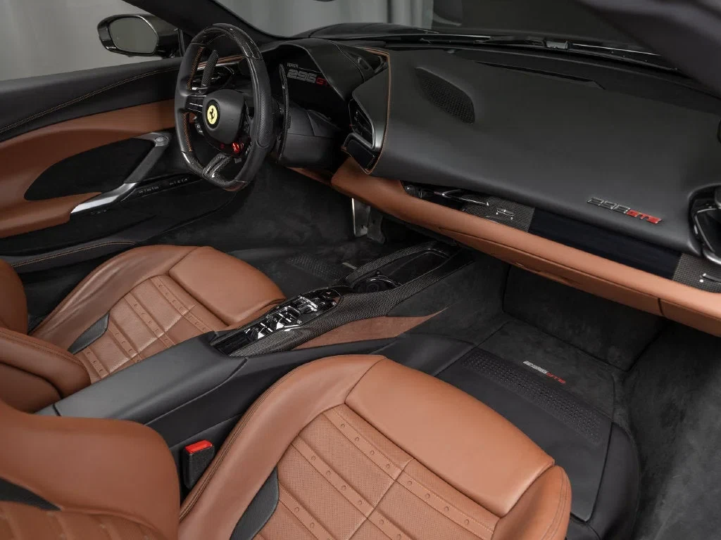 2026 Ferrari 296 GTS, 17/30