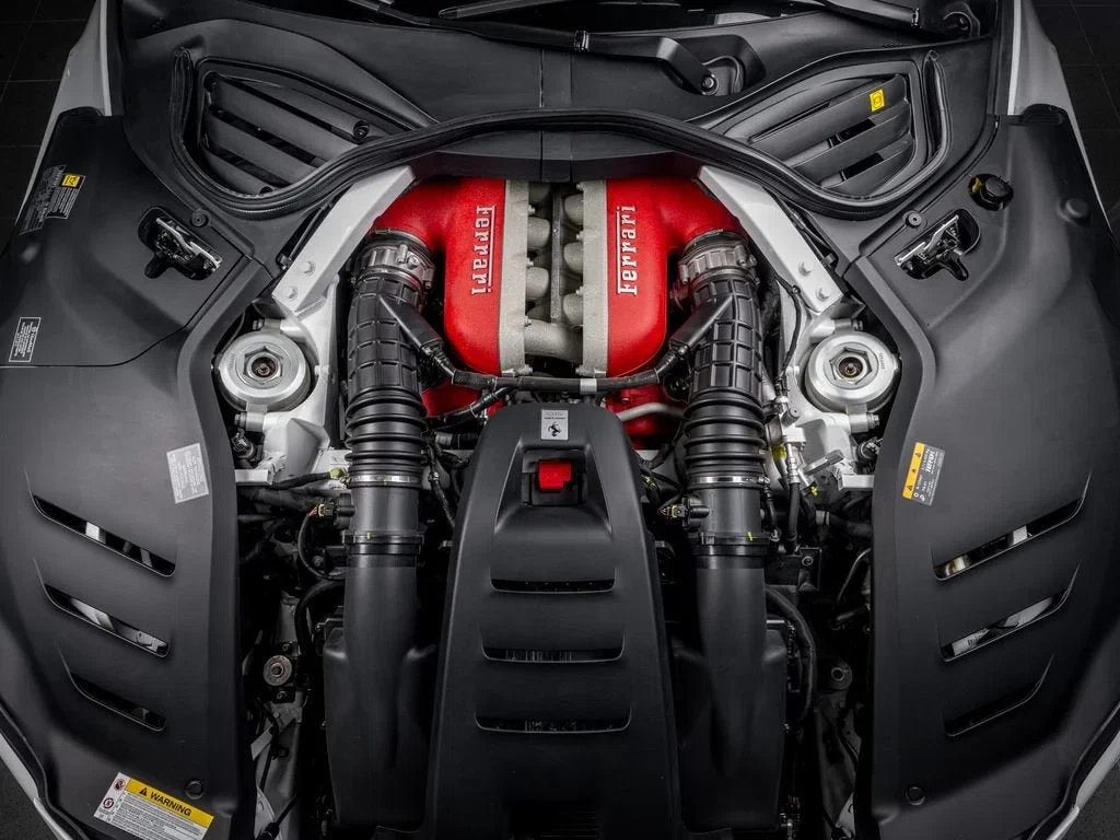 2025 Ferrari Purosangue, 11/30