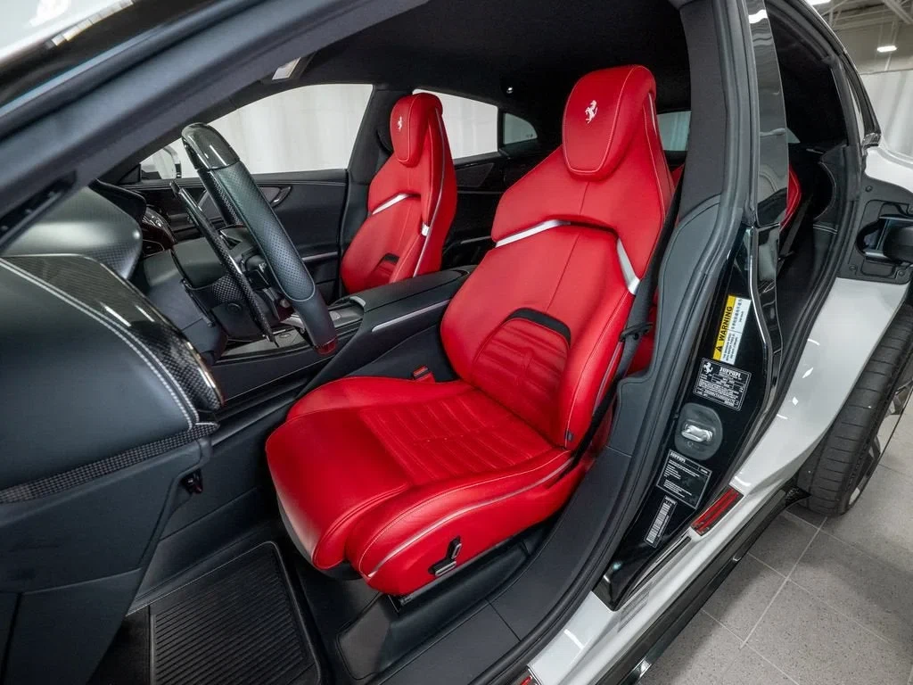 2025 Ferrari Purosangue, 12/30