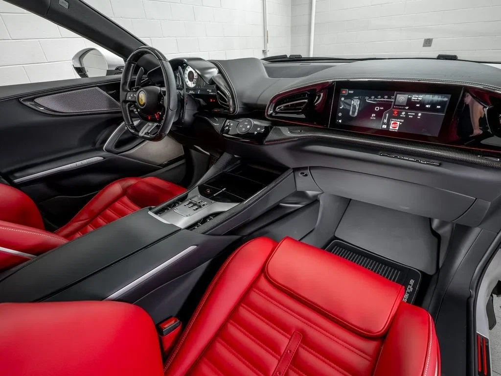 2025 Ferrari Purosangue, 19/30