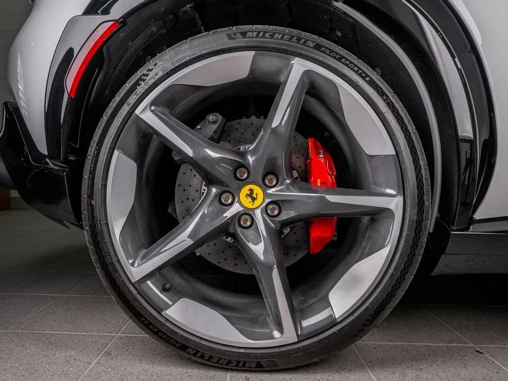 2025 Ferrari Purosangue, 27/30