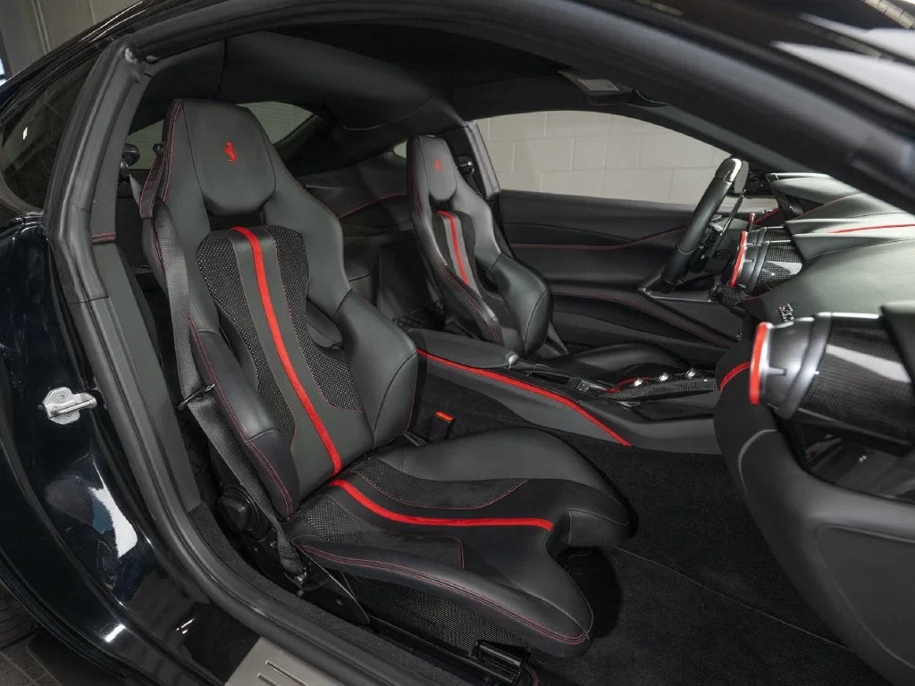 2020 Ferrari 812 Superfast, 12/30