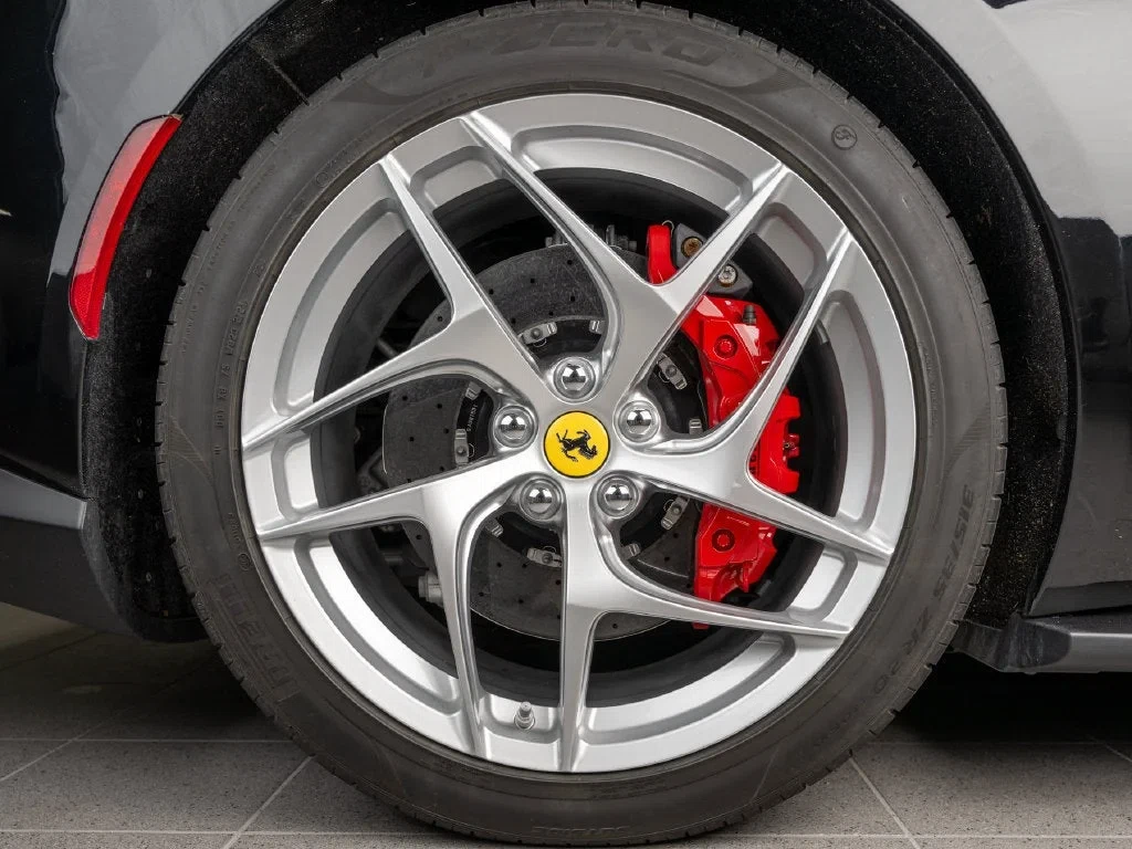2020 Ferrari 812 Superfast, 29/30