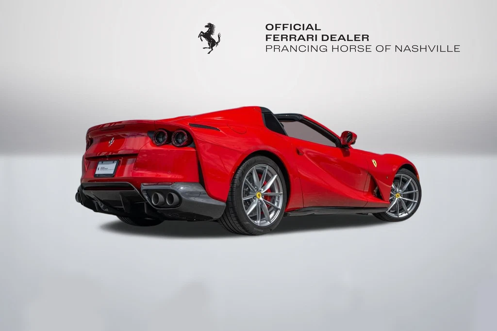 2022 Ferrari 812 GTS, 8/30