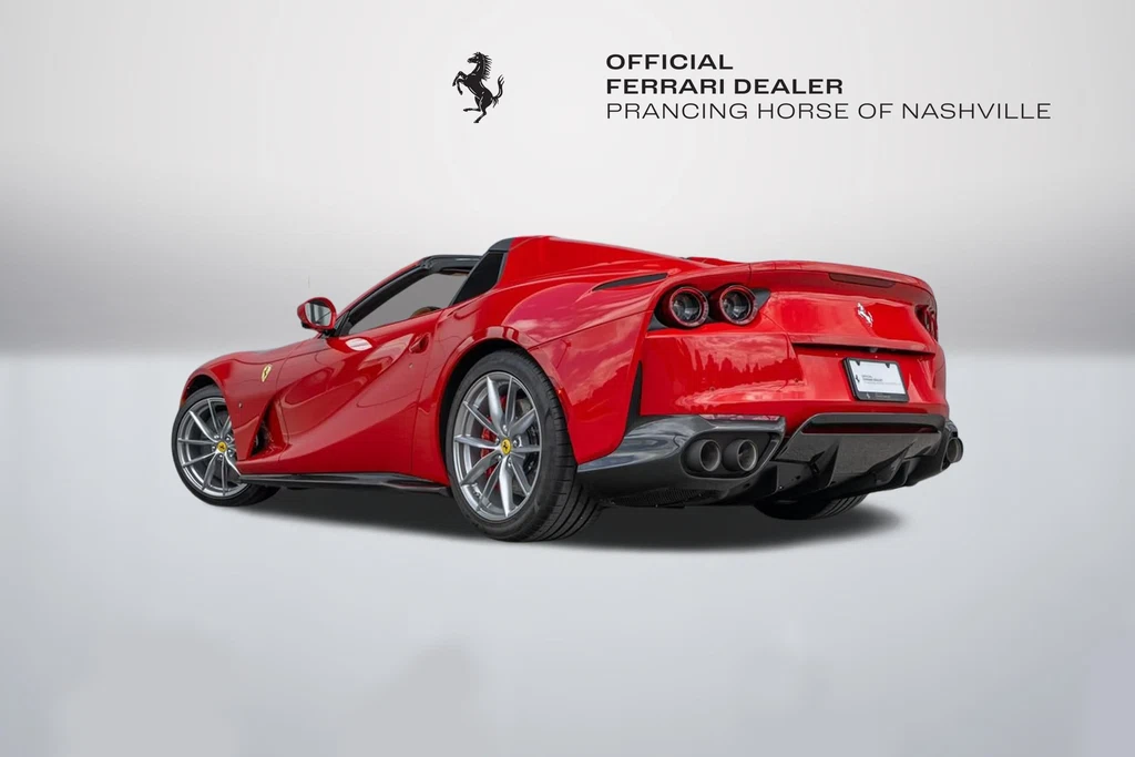2022 Ferrari 812 GTS, 10/30