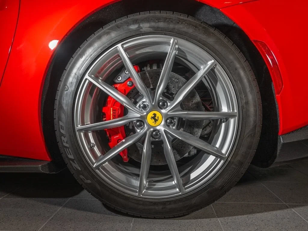 2022 Ferrari 812 GTS, 24/30