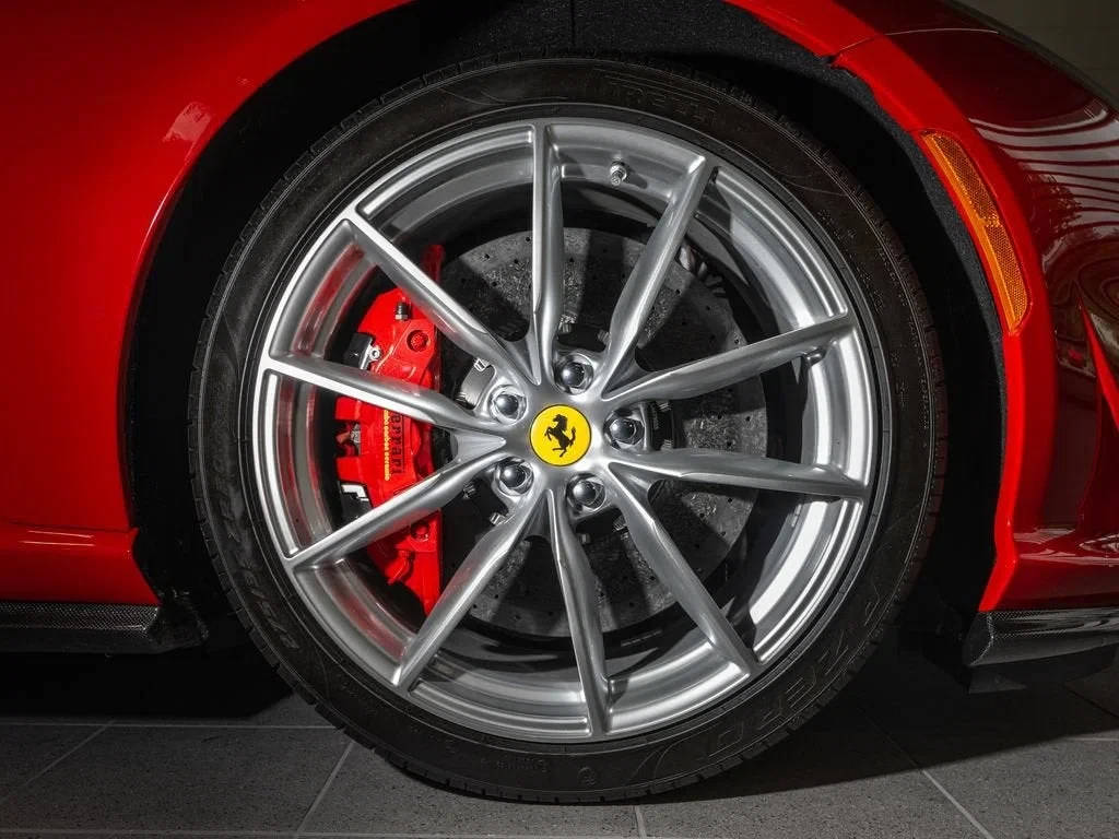 2022 Ferrari 812 GTS, 25/30