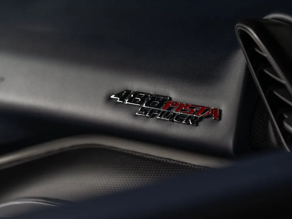2019 Ferrari 488 Pista Spider, 25/30