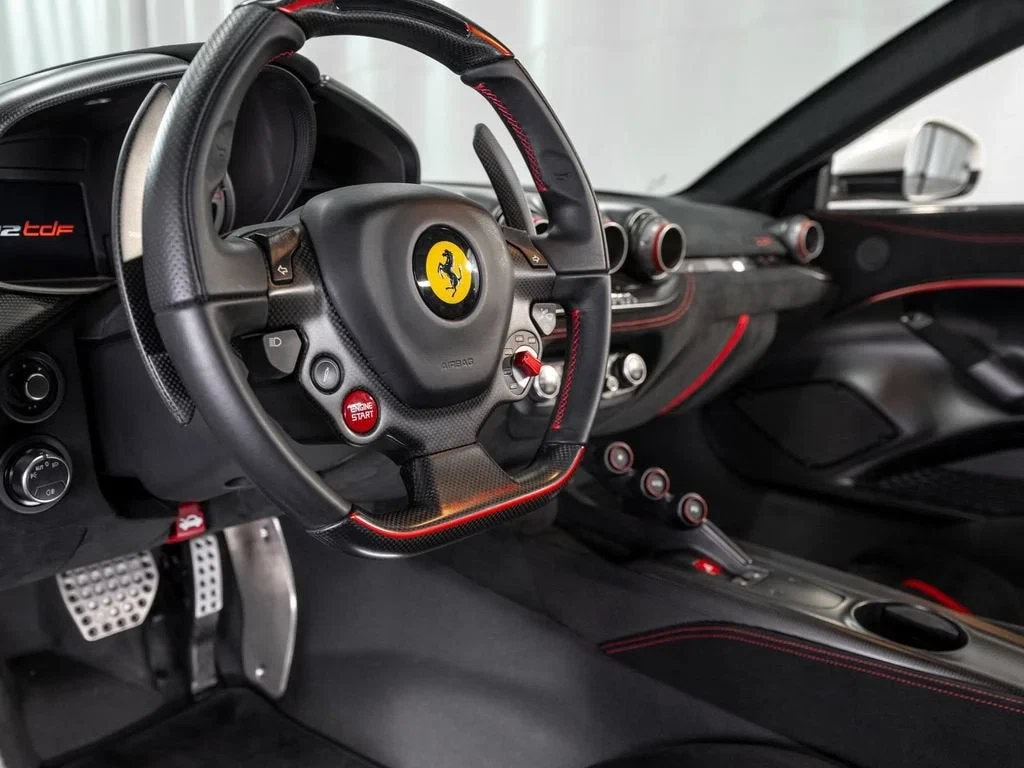 2016 Ferrari F12tdf, 16/30