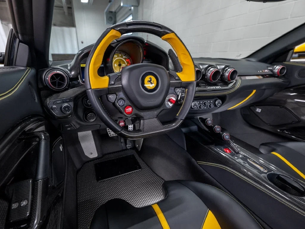 2017 Ferrari F12tdf, 17/30