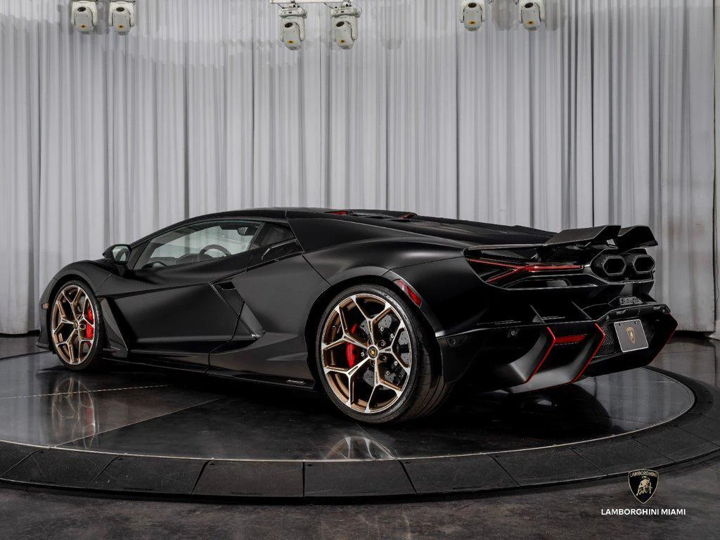 Lamborghini Revuelto | Prestige Imports