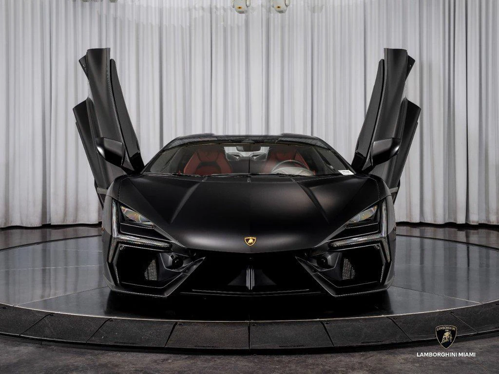 2025 Lamborghini Revuelto, 3/30