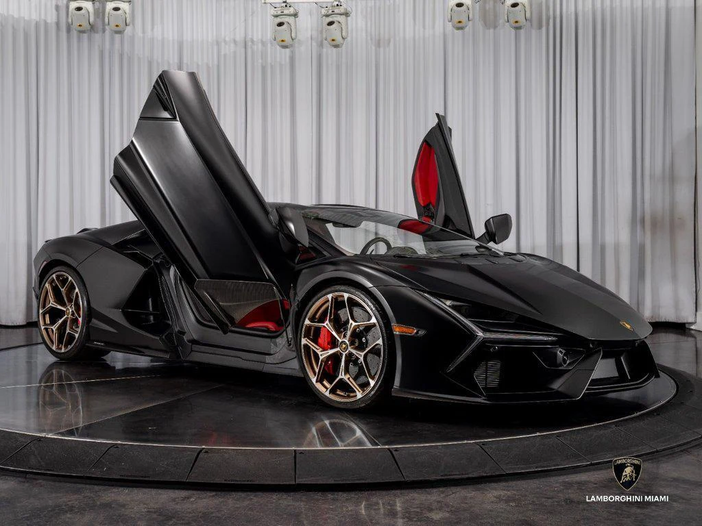 2025 Lamborghini Revuelto, 17/30