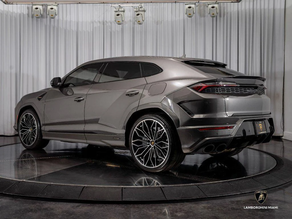2025 Lamborghini Urus SE, 5/30