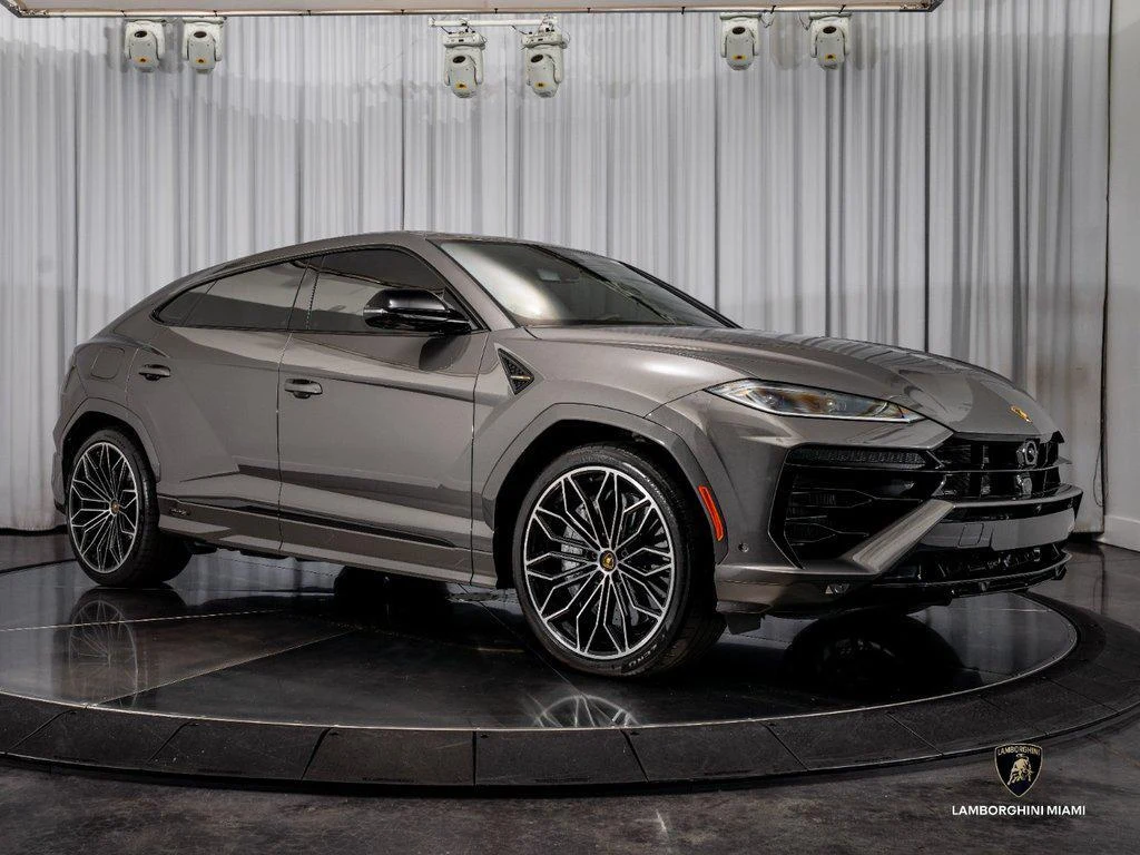 2025 Lamborghini Urus SE, 10/30