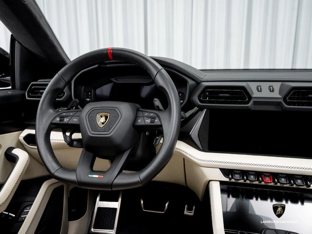 2025 Lamborghini Urus SE, 18/30