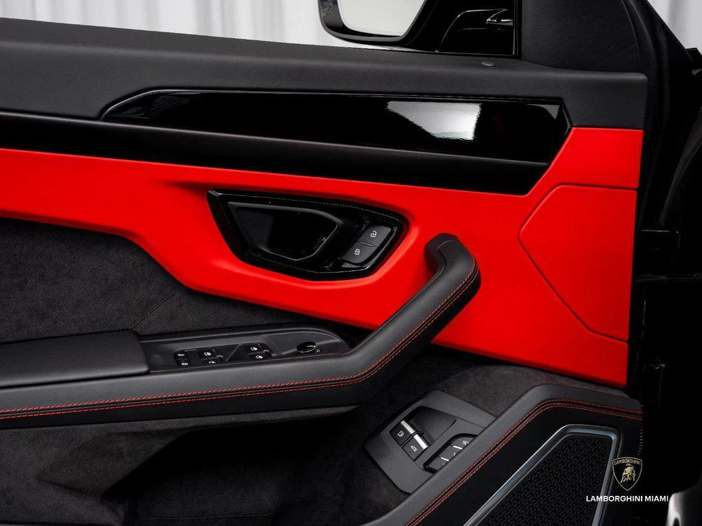 2026 Lamborghini Urus SE, 11/30