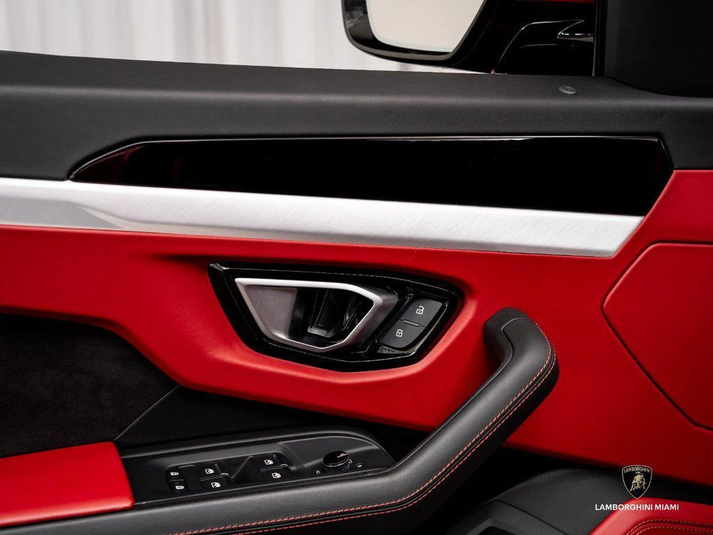 2024 Lamborghini Urus S, 11/30
