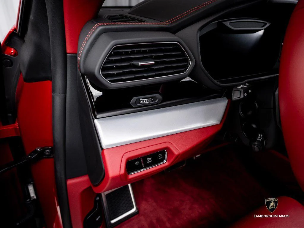 2024 Lamborghini Urus S, 13/30