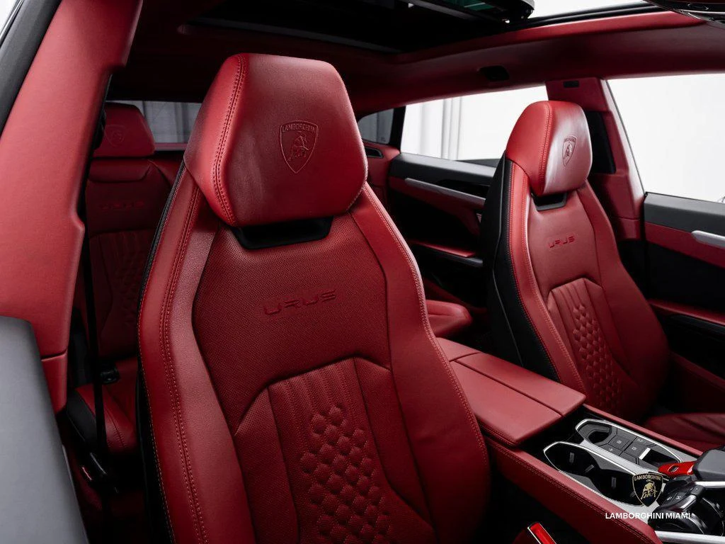 2024 Lamborghini Urus S, 22/30