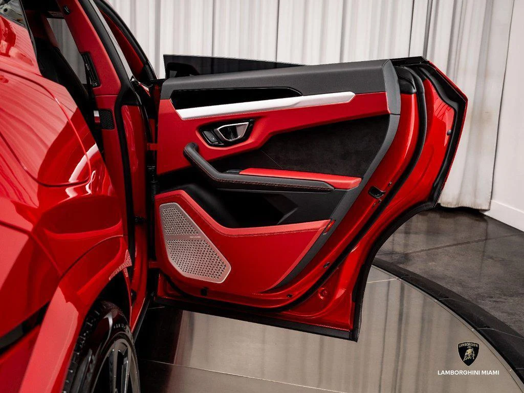 2024 Lamborghini Urus S, 27/30